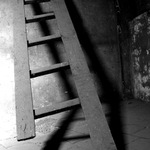 ...Jedna noha dlouhá,druhá krátká...