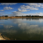 jaro klepe na dveře