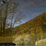 Odraz jesene je už len spomienkou čo odplávala preč ..