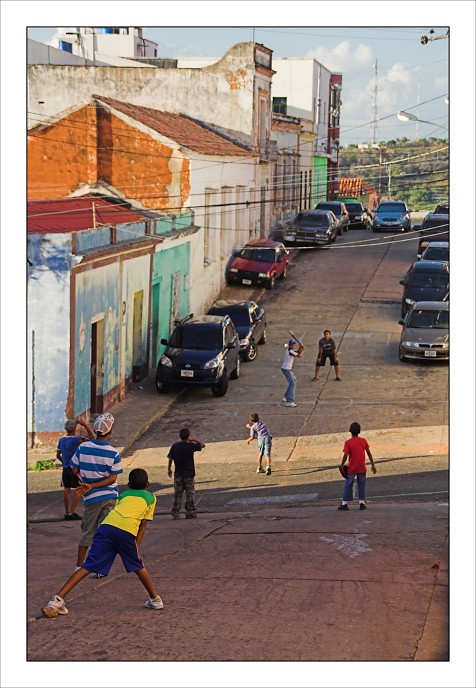 Kdo si hraje nezlobí