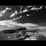 ... o frontě přicházející ...