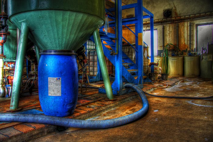 :::Chemic Factory:::