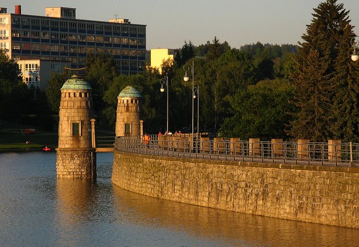 Zlatá hráz