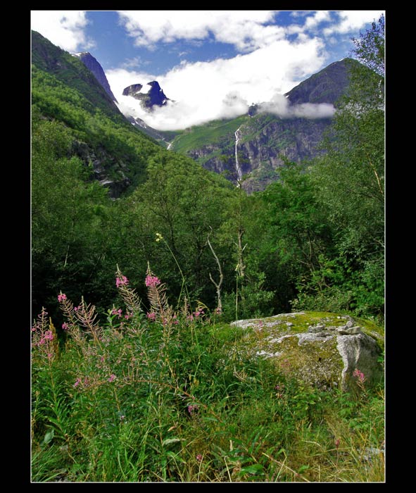 Briksdalbreen
