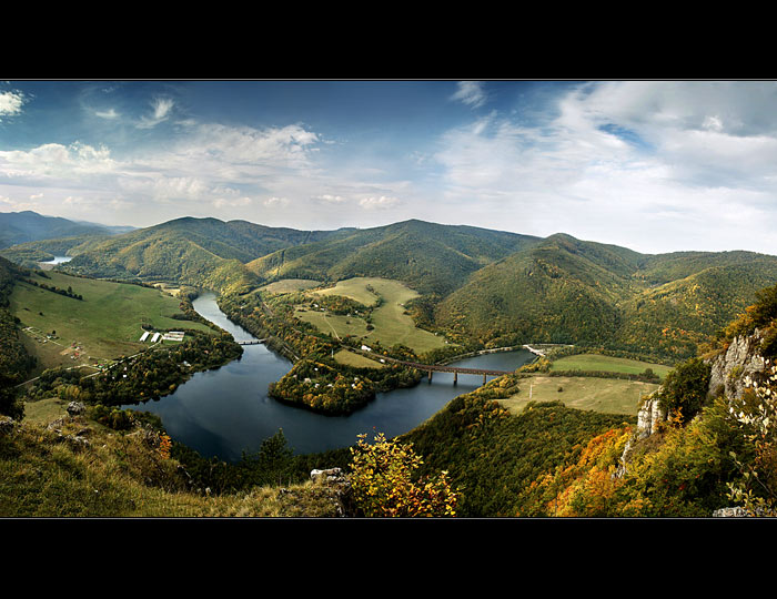 Ružín