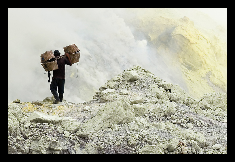 Indonesia/East Java/Kawah Ijen Hike - Worker