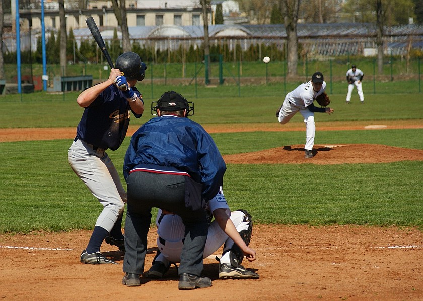 Strike out