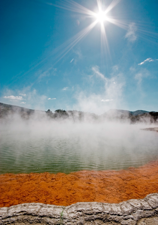 Champagne pool