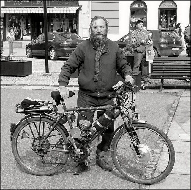 ...je nasvé kolo docela pyšnej