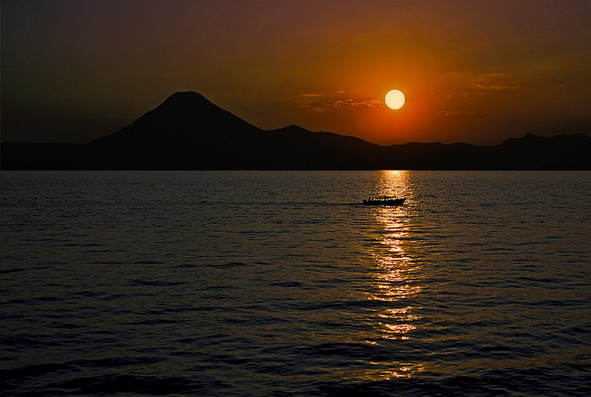  ..:: Lago de Atitlan ::..