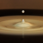 Kápla kapka z okapu