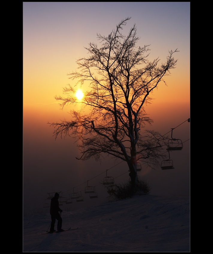 dolní halový sloup