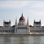 "... a parlament je celkem slušnej barák"