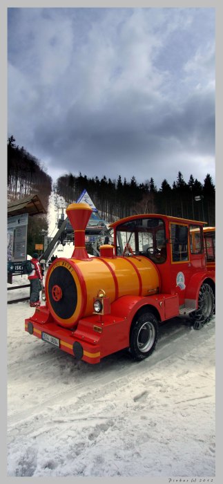 pod dolni stanici lanovky na pustevny