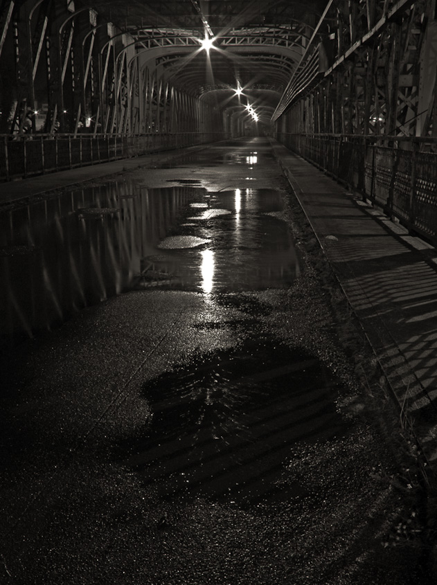 - na starým mostě -