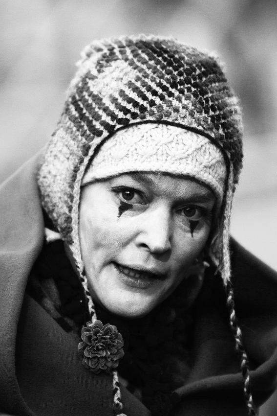 Trochu smutná kejklířka