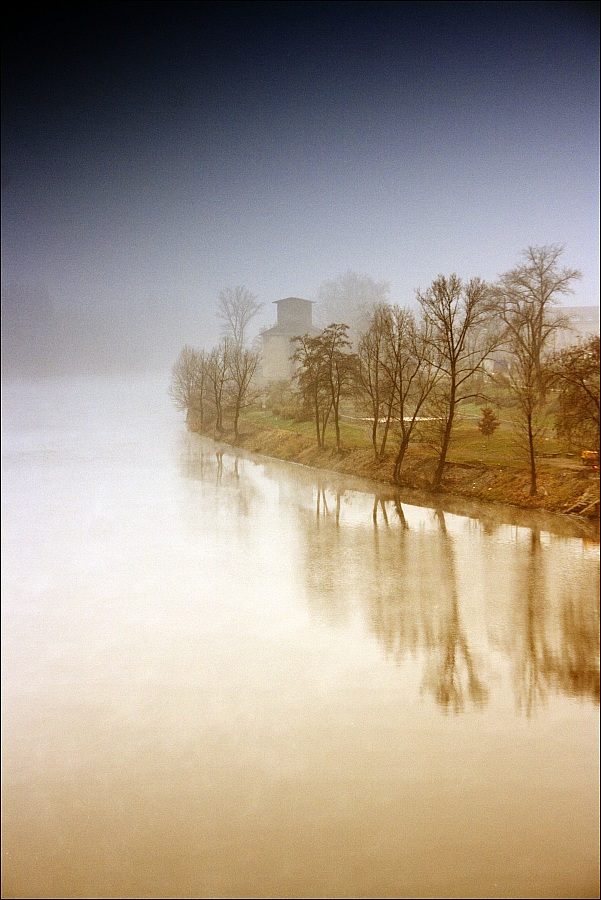 V barvě dostupných sluncí