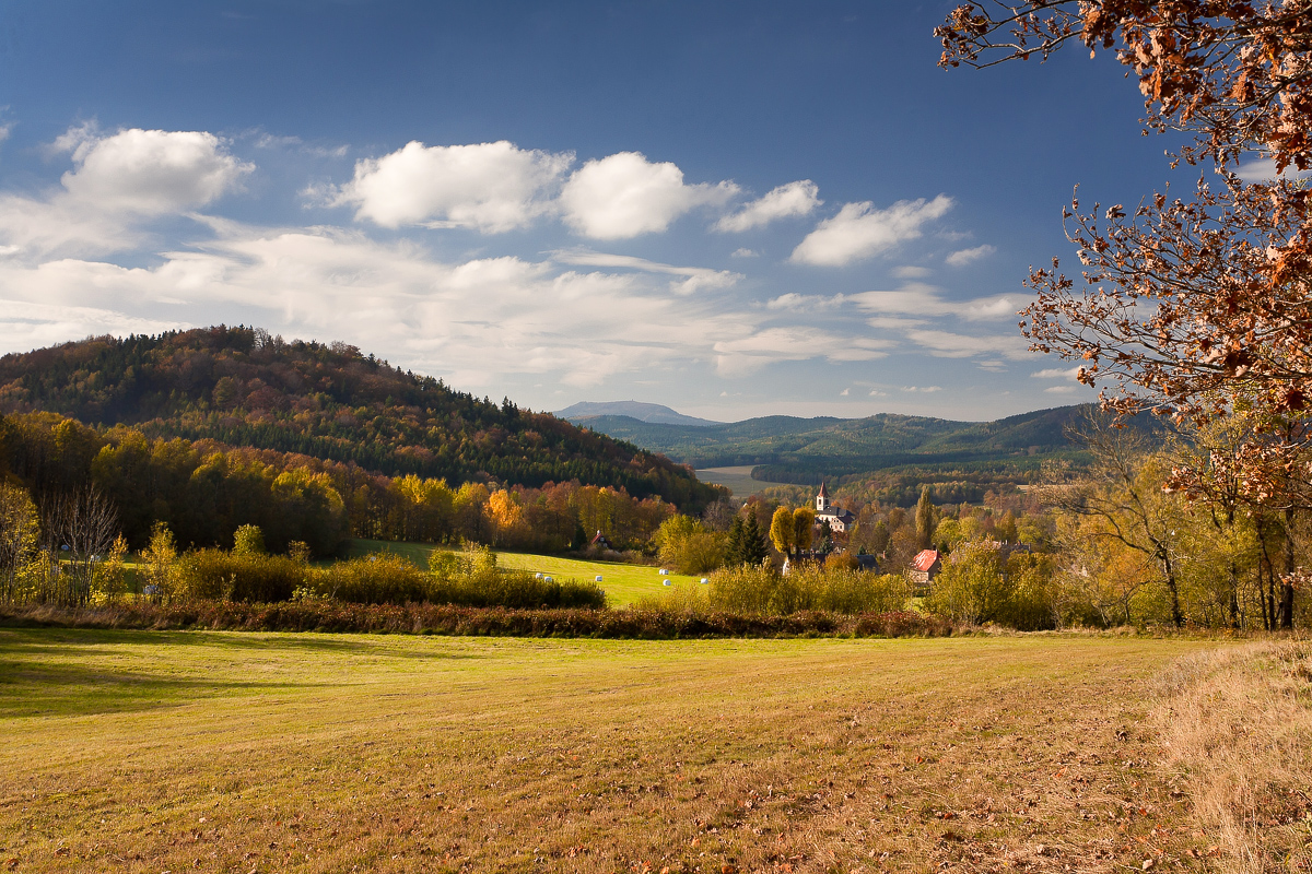 Vesnička v podhůří Lužických hor.