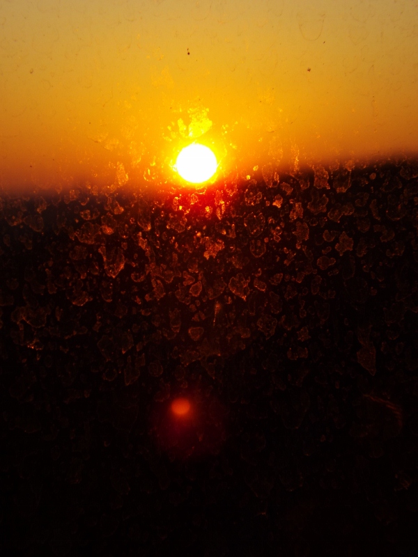 Krása za špinavým oknem