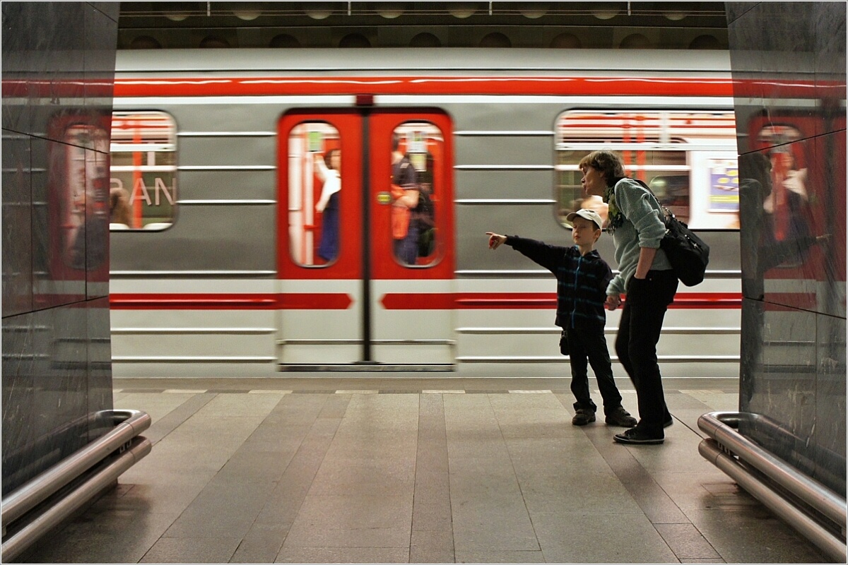 …Hele, mami...