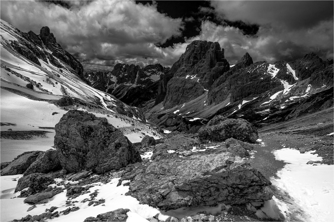 Dolomity