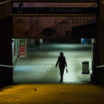 dáma s deštníkem II