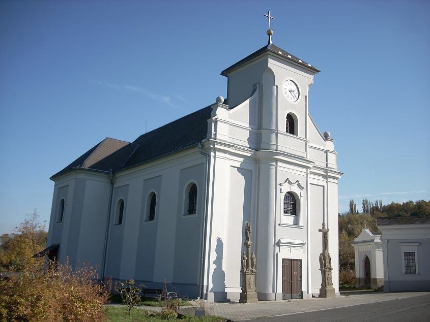 šikmý kostel v Karviné