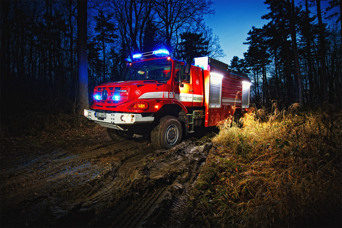 Mercedes-Benz Zetros 1833 A 4×4