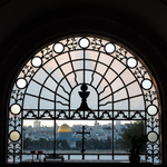 ..ve městě jménem Jeruzalém, v hlavním městě římské kolonie..