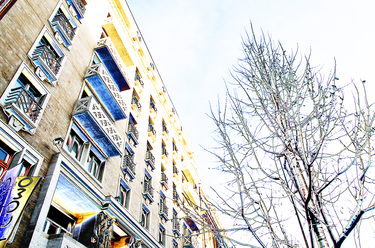 ..hotel Jalta..