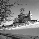 Románsky kostolík nad Abramovou