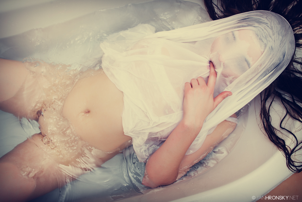 Čerstvá maturantka z cirkevného gymnázia