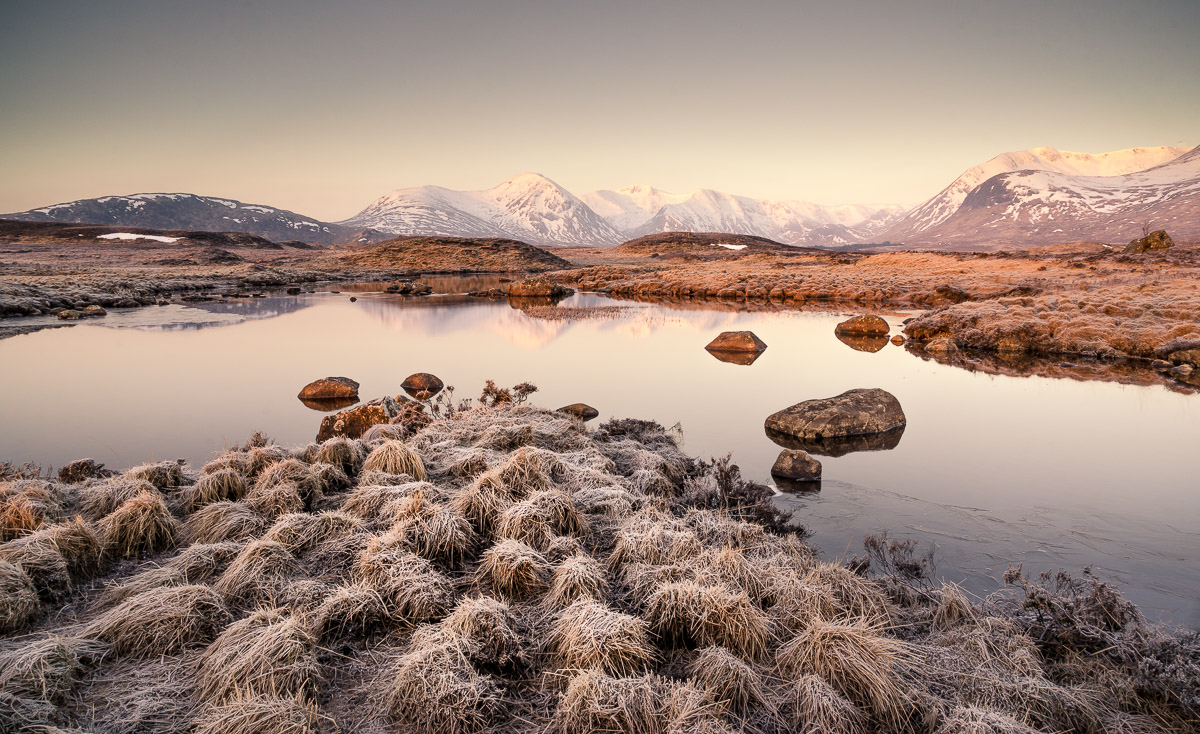 Úsvit na Rannoch Moor
