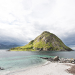 ..popri Haukland beach, Lofoty..