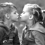 Vieš, jedna láska je vždy prvá