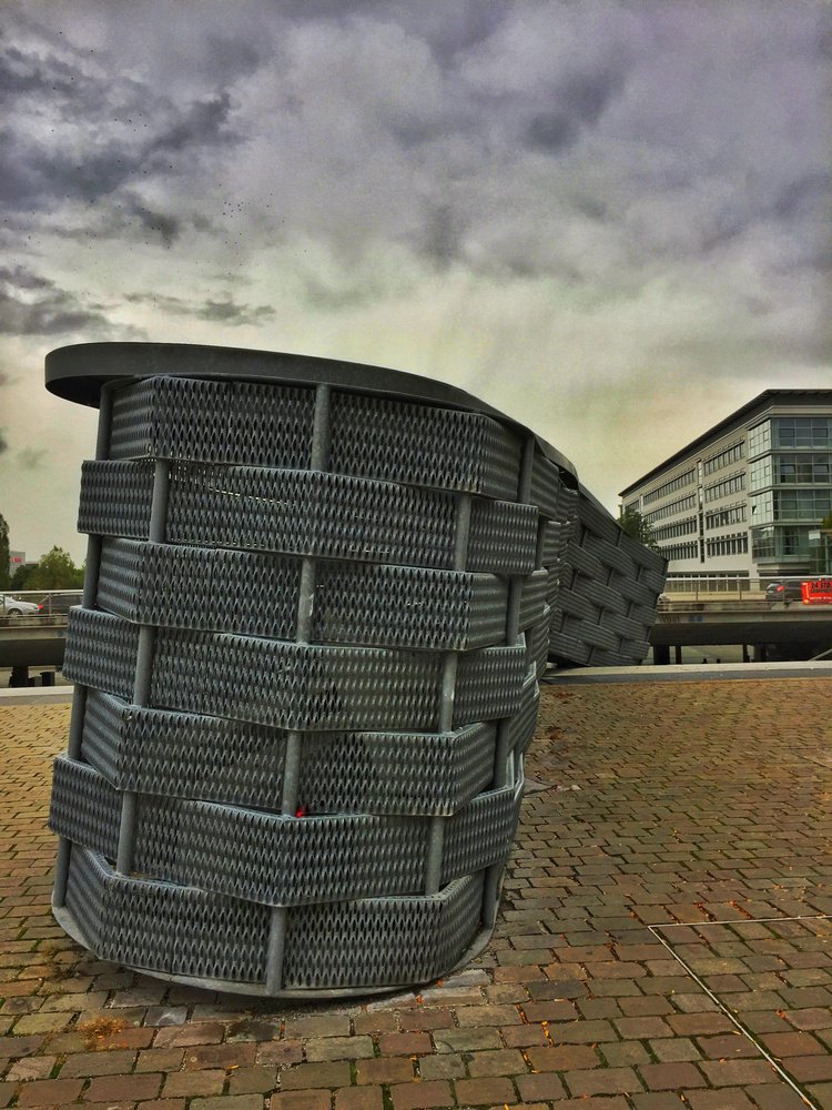 HDR