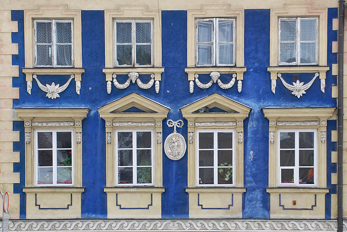 Windows of Warszawa
