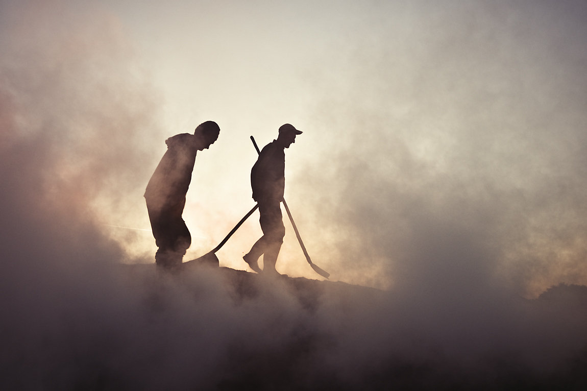 Smoke walkers