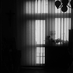 Závěsy: světlo/stín