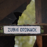 I nedávná historie pomalu mizí...