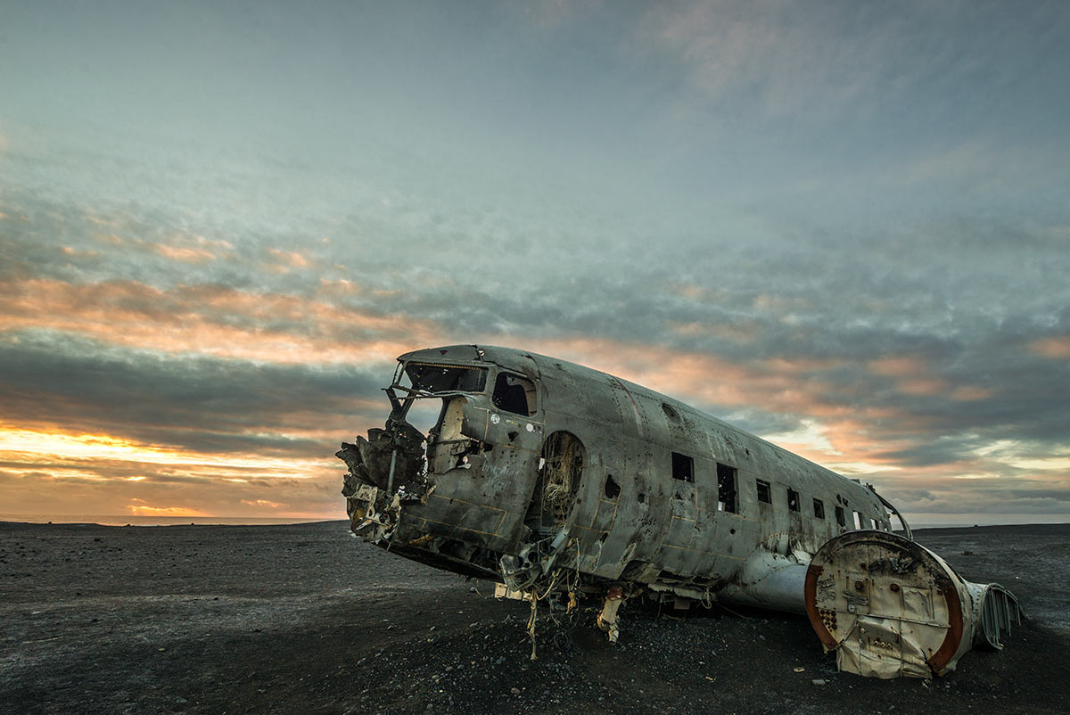 ..Opuštěná DC-3 ka..