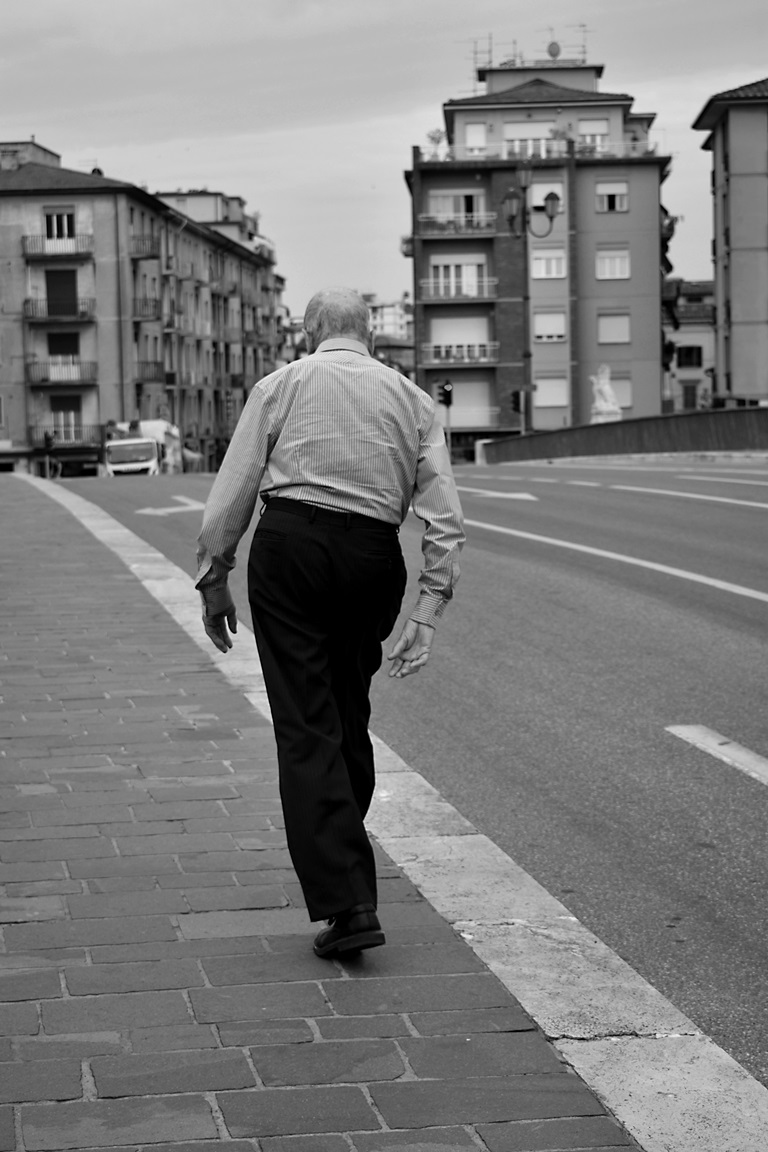 v Pise...