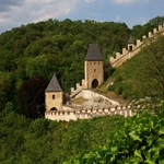 Hradby Karlštejna.