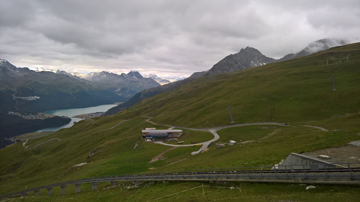 Tam někde svítí slunce