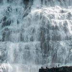 ..byly tu 'stížnosti' že bych měl na fotky dávat lidi aby více vynikla velikost vodopádů..