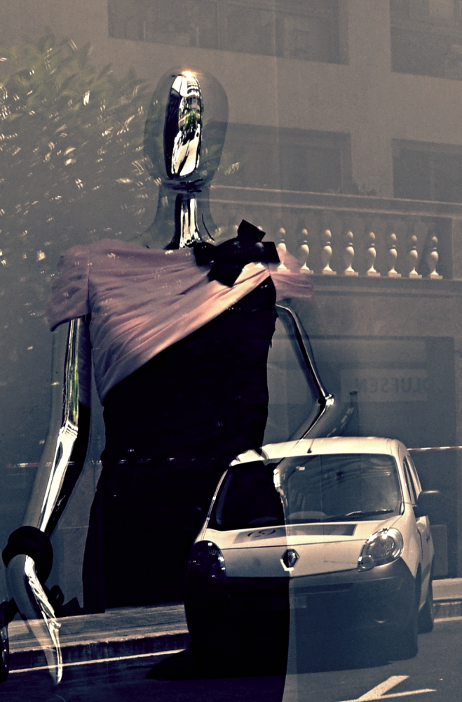 tá kabelka sa mi na večer nehodí