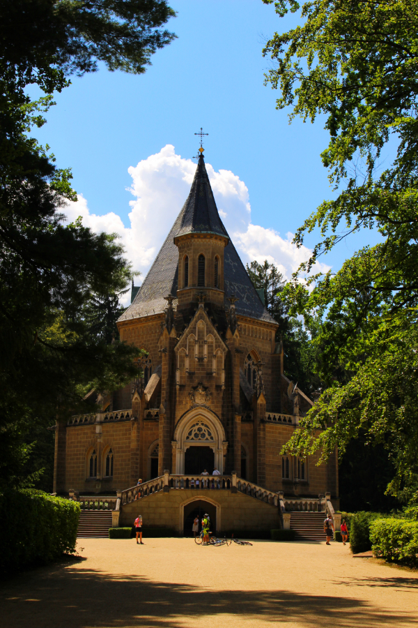 Schwarzenberská hrobka