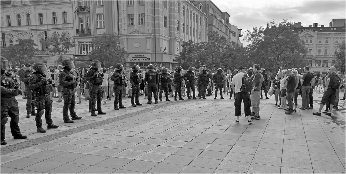 Heteráci se připravují na útok