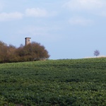 V polích nad Svárovem