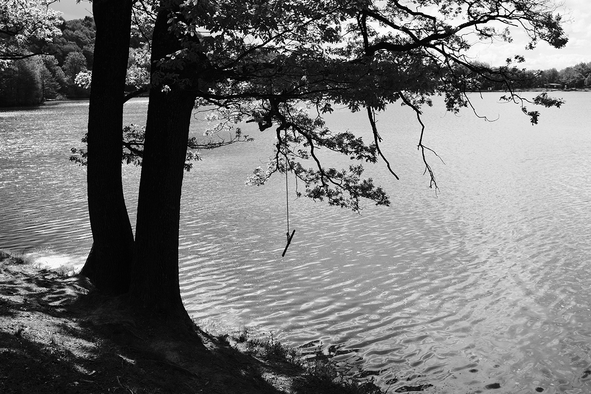 Pri Počúvadlianskom jazere